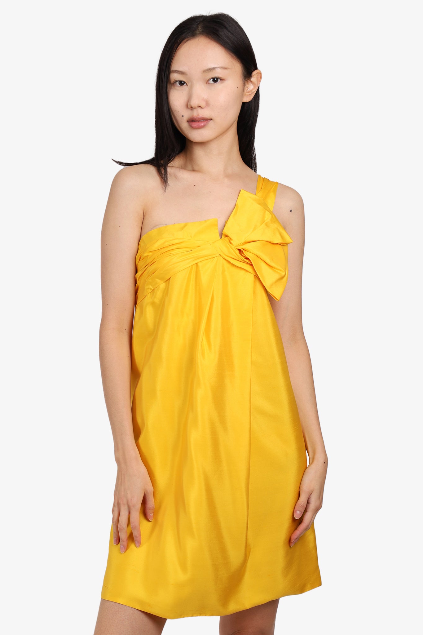 Gucci Silk Yellow Short Dress with Bow Detail Size 40 Mine Yours