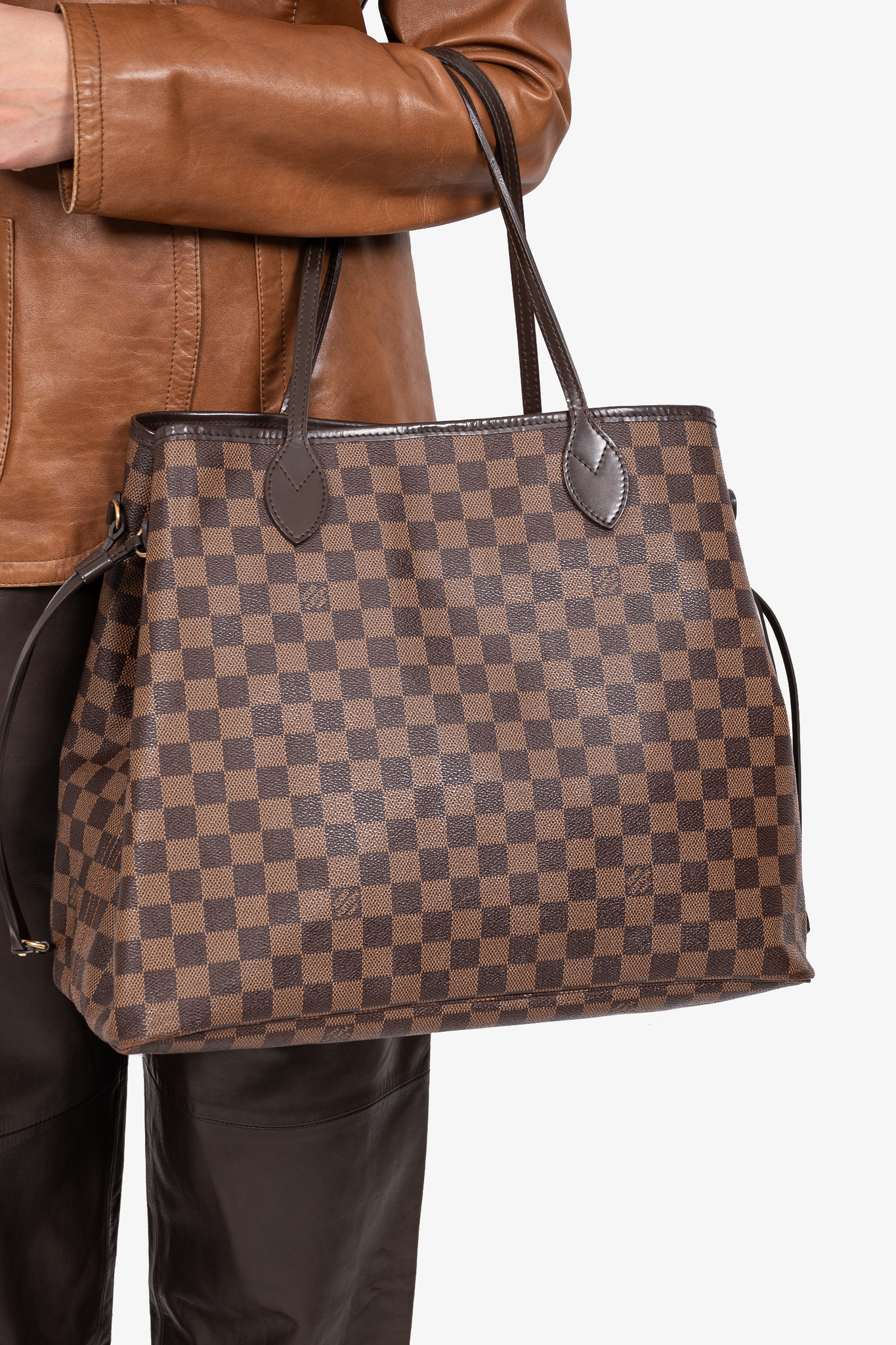 Louis Vuitton 2014 Damier Ebene Neverfull Pouch GM – Mine & Yours