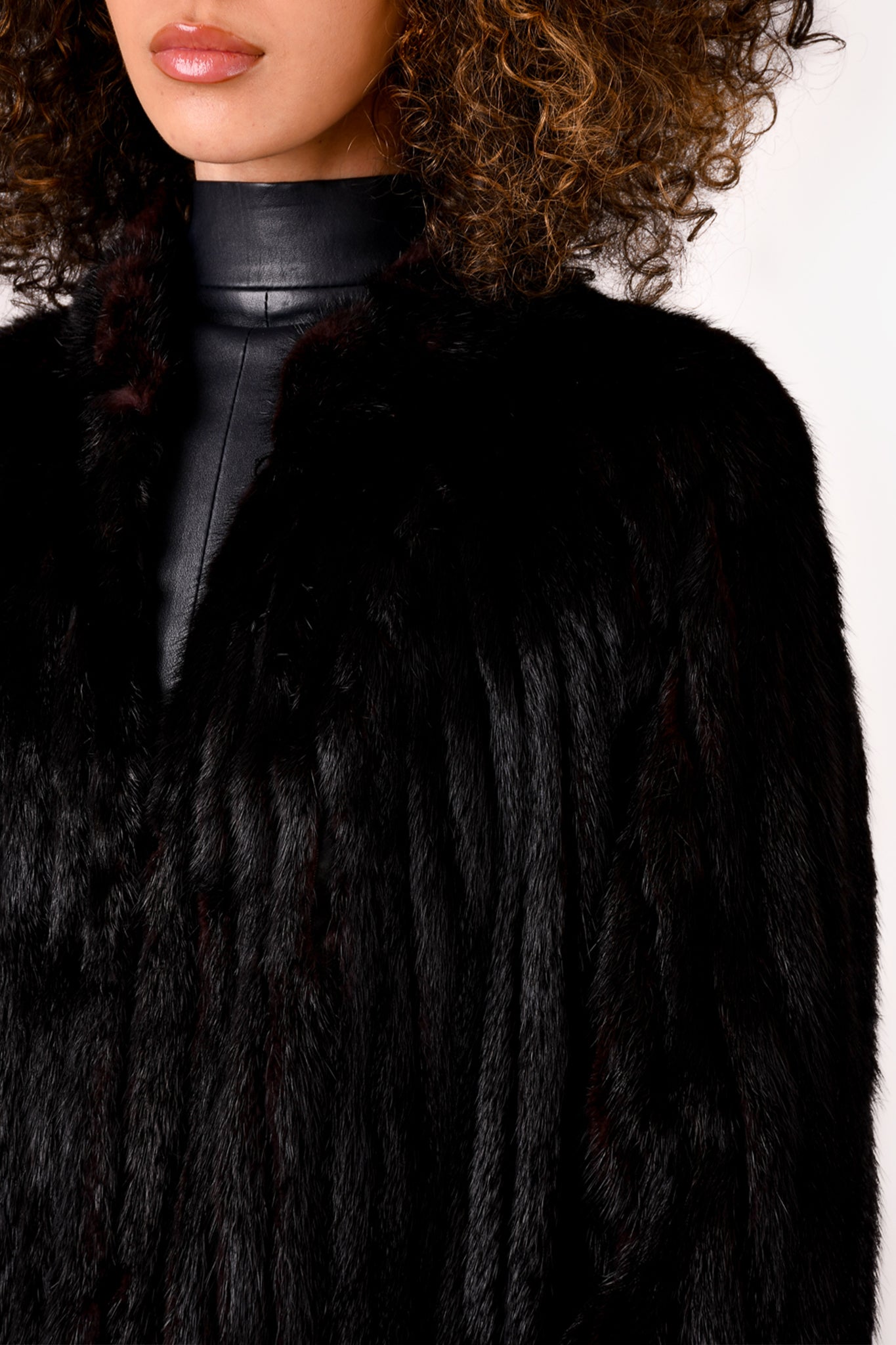 Vintage Black/Brown Mink Fur Coat Size 6 – Mine & Yours