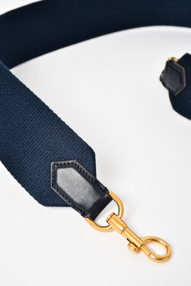 Anya hindmarch shoulder discount strap