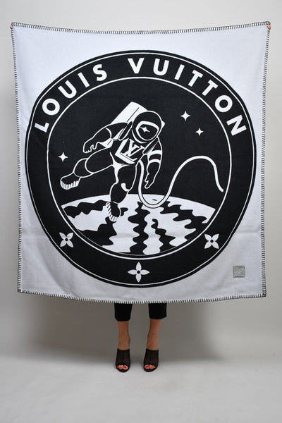 Louis Vuitton SS2019 Astronaut Space Blanket - Ākaibu Store